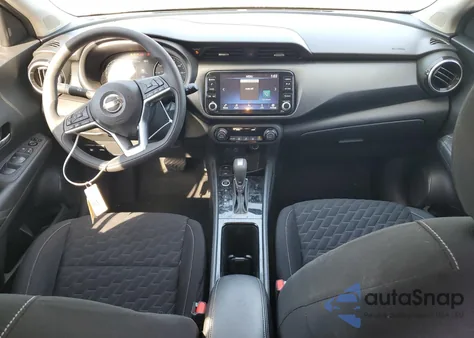 2021 Nissan Kicks Sv z USA, uszkodzony, nr VIN 3N1CP5CV3ML471035